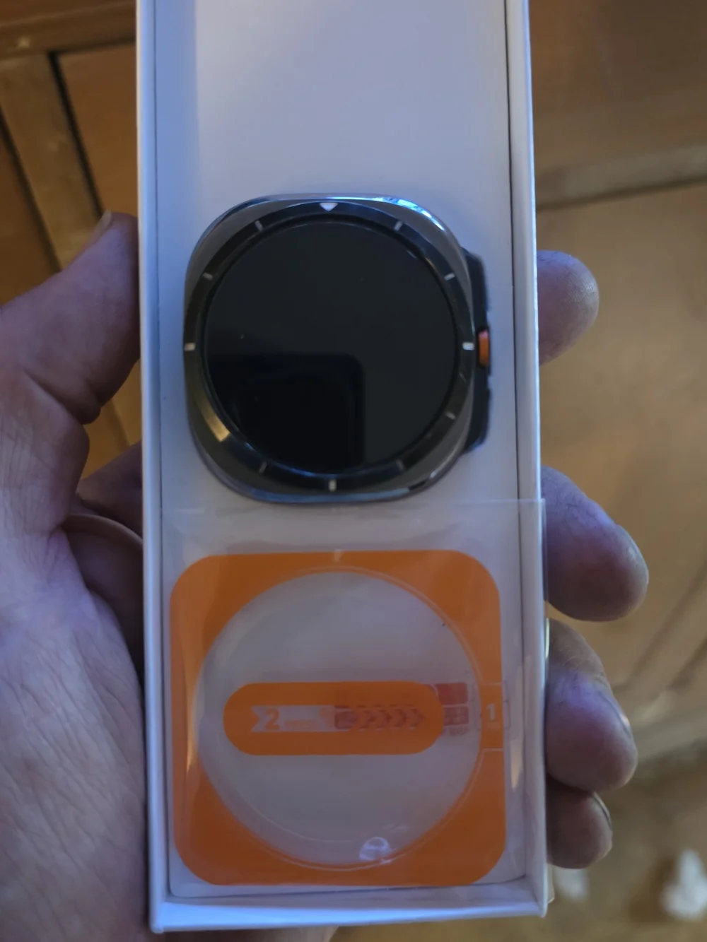 Samsung Galaxy Watch Ultra (Black) - Smartwatch - Picture 3 of 3